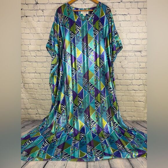 Dresses & Skirts - VINTAGE La Chemise USA Blue Purple Retro Kaftan Dress Kimono Colorful Coverup L
